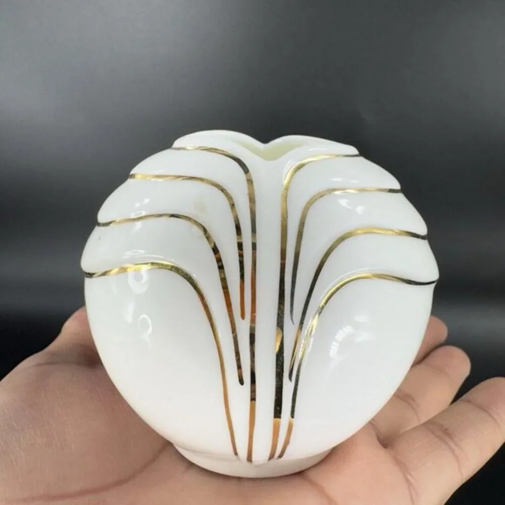 Vintage 1980s Y H Taiwan Fine Bone China Small Vase Vessel Gold Painted Vase VTG